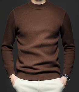 Pull à col rond uni pour homme, coupe classique, logo sur le devant, style vintage, manches longues, pour un usage quotidien, collection hiver - Product Image 1