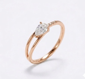 แหวนหมั้นเพชรทรงหยดน้ำ 18K ทองคำขาว ดีไซน์วงแหวนแบบ Eternity พร้อมเพชรด้านข้าง HPHT 2.02 กะรัต E VVS2 เพชรเพาะเลี้ยงในห้องปฏิบัติการ - Product Image 5