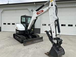 Excavatrice d'occasion E60 Bobcat 5-6 t, puissance hydraulique et moteur maximale de 6 tonnes, disponible au prix de gros. - Product Image 5