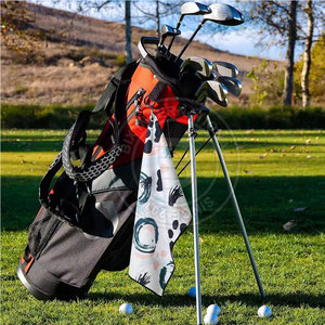 Toalla de golf ligera, fácil de plegar, de estructura duradera, para viajes y limpieza en deportes al aire libre. - Product Image 6