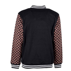 Vente en gros nouveauté 2024 veste universitaire taille courte personnalisée OEM pour la saison d'hiver des femmes coupe régulière patch de broderie - Product Image 3