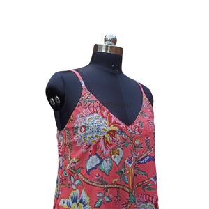 เดรสลำลองผู้หญิง ผ้าฝ้ายถัก 100% รักษ์โลก คอวี แขนกุด ลายดอกพิมพ์ดิจิทัล ทรงเข้ารูป ความยาวปานกลาง สไตล์โมเดิร์นวินเทจ - Product Image 4