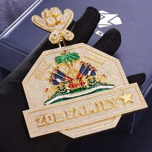 จี้ห้อยคอธีมฮิปฮอปแบบ Iced Out เงินแท้ 925 ชุบทอง 14K ประดับเพชรโมอิสซาไนต์แบบ Micro Pave จี้หรูหรา สั่งทำจี้ตัวอักษรชื่อได้ - Product Image 3