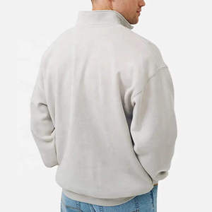เสื้อสเวตเชิ้ตคอสูงแบบซิป ¼ ตัว สีตามสั่ง ทรงโอเวอร์ไซส์สำหรับผู้ชาย ผ้าฟลีซ ทรงหลวม สวมใส่สบาย สไตล์สตรีทแวร์ เสื้อผ้าพรีเมียม - Product Image 6