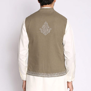 Gilet personnalisé avec logo à vendre, étiquette privée, qualité supérieure, prix compétitif, gilet brodé pour homme - Product Image 3
