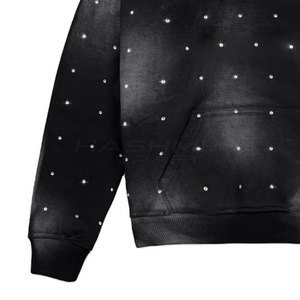 Sudadera ligera básica de algodón mezclado con pedrería, la combinación perfecta de comodidad y moda para uso casual. - Product Image 5