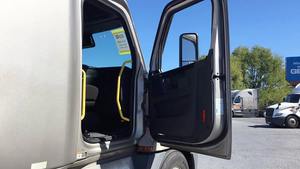 Cabina de Camión de Carga Profesional Diseñada para Operaciones de Distribución en Carretera - Product Image 4