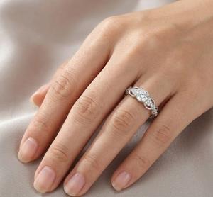 Anillo de Compromiso Único con Diamante Cultivado en Laboratorio, Diseño Infinito, Chapado en Oro de 14K/18K, Joyería con Diamante Central Redondo de 0.5 Ct para Mujer - Product Image 6