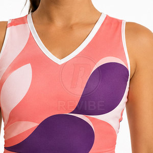 Uniforme de cheerleading pour adultes de haute qualité avec un matériau flexible 100% polyester pour une performance active - Product Image 5