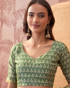 Sari de Diseño KV para Mujer, Bordado y Adornado, Mezcla de Algodón Estilo Bollywood, con Blusa Sin Coser, Verde - Product Image 4