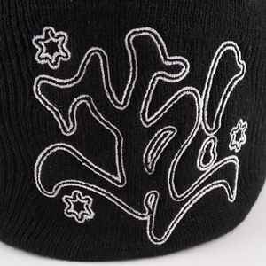 Gorro Personalizado de Alta Calidad con Diseño de Calavera Clásica, Cálido, 100% Acrílico, con Bordado Personalizado - Product Image 2