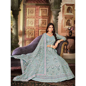 Bridal Lehenga Choli Couvre-chef élégant pour les mariées - Product Image 5