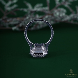 Anillo de compromiso con halo de diamantes cultivados en laboratorio de corte esmeralda de 6.52 quilates, oro blanco de 14 quilates, tallo pavé, anillo de boda rectangular para mujer - Product Image 6