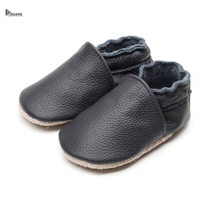 Zapatos de Bebé Personalizados, Primeros Zapatos para Caminar, Correa de Cuero Suave, Suela Flexible Antideslizante para Bebés y Niños Pequeños, Logotipo Personalizado, Embalaje - Product Image 3