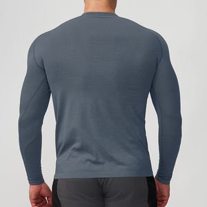 Camiseta deportiva para hombre de alta elasticidad, de secado rápido, bajo precio y alta calidad para gimnasio y deportes. - Product Image 3