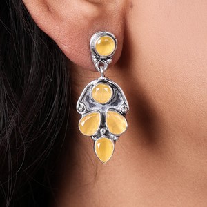 ต่างหูห้อยประดับดอกไม้สไตล์โบฮีเมียนทำจากทองเหลืองชุบเงินโบราณประดับด้วยหินหลากสีสำหรับผู้หญิง |   เครื่องประดับทำมือจากอินเดียสำหรับงานปาร์ตี้ - Product Image 3