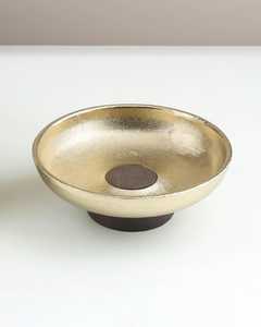 Bol en métal doré de style élégant, finition polie, design minimaliste fait main, écologique, durable pour le service des aliments, les cadeaux et les mariages - Product Image 1