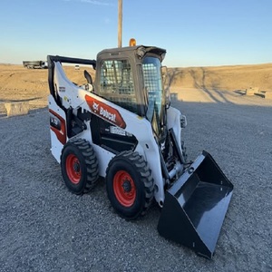 รถตักล้อยาง Bobcat S76 คุณภาพพรีเมียม พร้อมเครื่องยนต์ดีเซล Perkins มอเตอร์ปั๊ม PLC แบริ่งเกียร์  ขาย - Product Image 1