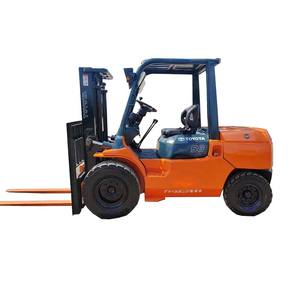 Chariot élévateur diesel Toyota 5 tonnes FD50 haute performance d'occasion pour entrepôt - Product Image 1