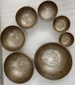 ขันเสียงทองสัมฤทธิ์คุณภาพสูง งานแฮนด์เมดแท้  ขันเสียงทิเบตโลหะผสมแบบกำหนดเอง ขันเสียงสำหรับทำสมาธิ ขันที่ตีขึ้นรูปด้วยมือ - Product Image 6