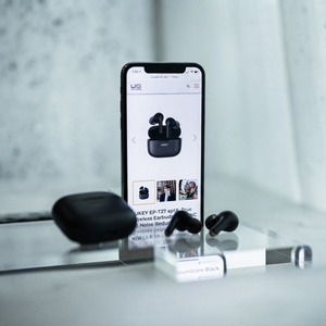 Solutions d'optimisation pour les boutiques d'accessoires mobiles dynamiques améliorant les performances et les revenus du marché des équipements téléphoniques - Product Image 3