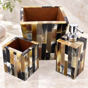 Juego de Accesorios de Baño Cuadrados de Tres Piezas Hechos a Mano con Incrustaciones de Cuerno Natural y Patrón Geométrico OEM ODM - Product Image 4