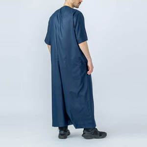 Jubba Árabe para Hombre, Prenda Larga de Inspiración Tradicional, 100% Poliéster, Largo hasta el Suelo, Personalizable, Cómodo Thobe / Thawb - Product Image 2