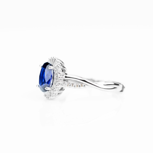 Élégante bague de fiançailles ovale en or massif 18 carats avec saphir bleu, sertie pavé, bijou raffiné classique, cadeau d'anniversaire pour elle - Product Image 2