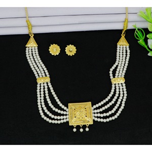 Conjunto de joyería chapada en oro de diseñador Morison para mujer, joyería étnica tradicional perfecta para bodas, fiestas y ropa festiva - Product Image 2