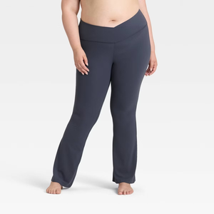 Women's Everyday Soft Ultra High-Rise Crossover Flare <b>Leggings</b> Wide Leg Design Plus Size Sexy Butt Lifting OEM Custom Wholesale - Product Image 5
