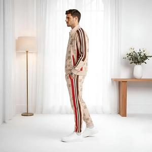 ชุดวอร์ม |   เสื้อแจ็คเก็ตสีเบจแบบซิป ลายเส้นสปอร์ต ผ้าผสมคอตตอน-โพลีเอสเตอร์ - Product Image 2