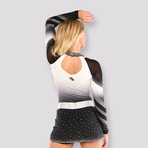 Nuevo Conjunto de Uniformes de Porristas con Logotipo Personalizado en Color, 100% Poliéster, Servicio OEM, Impresión por Transferencia de Calor de Alta Calidad, 320g - Product Image 2