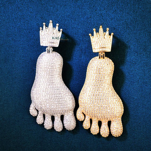 Pendentifs Breloques Personnalisés Hiphop Couronne Empreinte de Pied en Argent 925 Plaqué Or 18K avec Cristal de Laboratoire et Strass, Cadeau Unisexe de Luxe Thème - Product Image 1