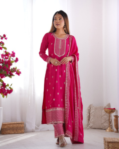 Kurta Kameez de seda Chinon pura bordada con pantalón Salwar y Dupatta de encaje elegante, traje de tres piezas completamente cosido para mujer - Product Image 2