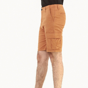 Shorts cargo unis orange pour hommes, écologiques, taille haute, en toile, style urbain décontracté, avec poches, taille élastique, logo frontal - Product Image 6
