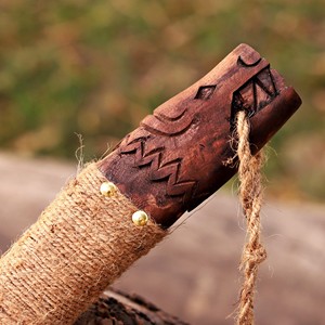 Hache Viking à barbe forgée sur mesure en acier à haute teneur en carbone, manche en bois, outil de camping et d'extérieur DIY OEM - Product Image 2