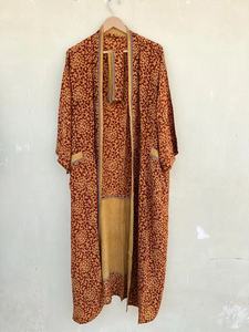 Robe Kimono en crêpe de soie pour femmes Robe longue en mousseline de soie à imprimé floral pour lune de miel pour l'été - Product Image 5