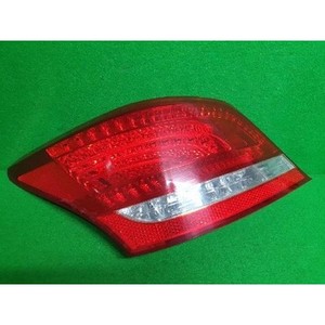 Luz Trasera Izquierda Usada Equus 924013N000 - Product Image 1
