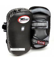 Pad de frappe incurvé robuste pour le kickboxing, le MMA, le Muay Thai – Équipement d'entraînement et de protection contre les impacts pour l'entraînement et la pratique