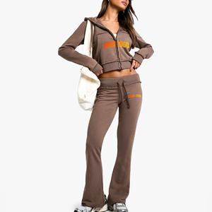 Ensemble de survêtement deux pièces personnalisé pour femme, en molleton 100% coton, avec sweat à capuche zippé et pantalon de jogging, brodé, orné de strass et de dentelle, effet vieilli, couleur unie, pour l'hiver - Product Image 1
