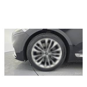 Para Kia K9 3.3 T-GDI AWD con Caja de Cambios Automática, Asientos de Cuero, Modelo Abril 2022, 43,360 km - Product Image 5