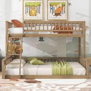 Letto a Castello Twin XL Sopra Queen Color Noce con Scala e Sponde di Sicurezza per Bambini - Product Image 3