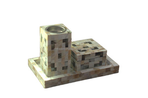 เครื่องเผาธูปหอมหรูหราสำหรับใช้เป็นของขวัญหรือใช้ในศาสนาทำจากไม้จันทน์แม่และไข่มุกของชาวพื้นเมือง - Product Image 3