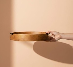 Bandeja redonda de madera, bandeja de madera para servir, tabla de charcutería, bandeja de bambú para servir, bandeja para servir café y bebidas - Product Image 4