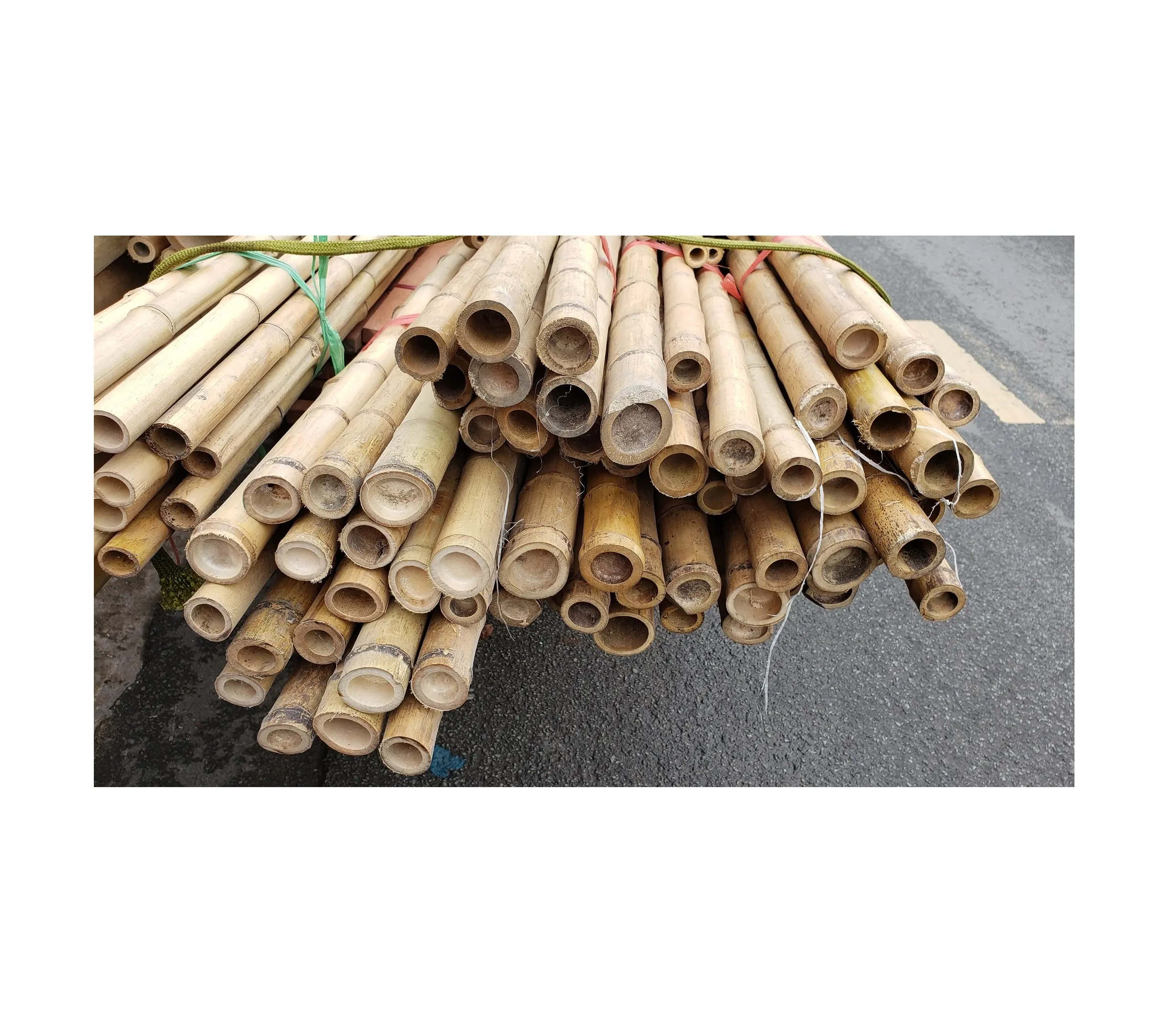 ベトナム安い天然厚竹ステークス3フィート高さ約半インチ直径ガーデンタイマー原料在庫あり
