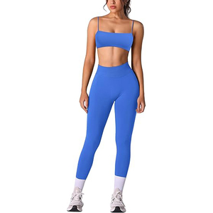 Conjunto de yoga para mujer que absorbe el sudor, sujetador deportivo de malla transpirable, leggings de cintura alta con cremallera, costuras en contraste, nailon y spandex. - Product Image 1