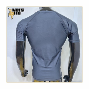 Rashguards de MMA Lisos Hechos de Tela de 240 GSM, Venta al Por Mayor a Precio Económico, Rashguard Negro Sin Gi - Product Image 1