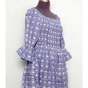 เดรสยาวทรงเอ สไตล์โบฮีเมียน ลายพิมพ์ ผ้าฝ้ายถัก แขนทรงกระดิ่ง คอเหลี่ยม ใส่สบาย เหมาะสำหรับงานปาร์ตี้ สีฟ้า รุ่นซัมเมอร์ใหม่ - Product Image 4