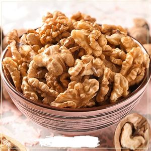 Premium Quality 100% Natural Raw <b>Walnuts</b> (Akhrot) with Airtight Packaging for Snacking & Baking - Product Image 3