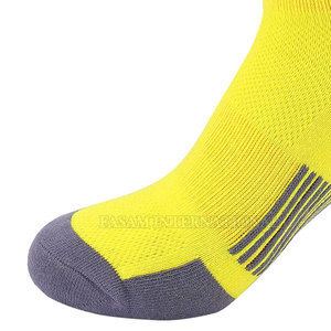Produit phare : Chaussettes en coton respirantes pour hommes, idéales pour la course et le quotidien – Vente en ligne - Product Image 4